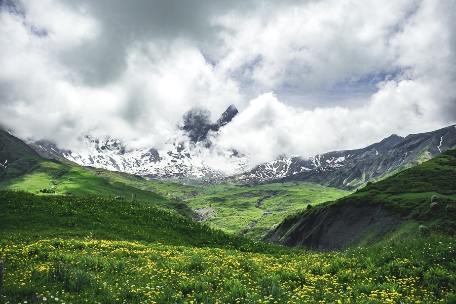 Sous les Aiguilles d'Arves